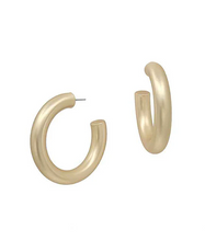 Load image into Gallery viewer, 1.6" Thickness Metal Hoop Earrings