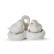 Load image into Gallery viewer, Birds Salt and Pepper Shakers with Nest Carrier white with gold accents