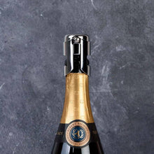 Load image into Gallery viewer, Giovanni Champagne Recorker on a champagne bottle