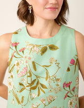 Load image into Gallery viewer, close up of neckline