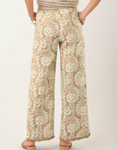 Load image into Gallery viewer, Spartina 449 Resort Fringe Palazzo Pant Seawall Scroll Fawn