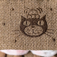 Load image into Gallery viewer, close up of Jelllycat logo on the gram cracker