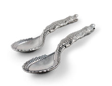 Load image into Gallery viewer, Arthur Court Alligator Serving Set