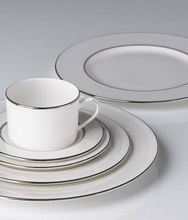 Load image into Gallery viewer, Kate Spade Cypress Point Dinner Plate - FINAL SALE