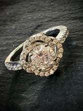 Load image into Gallery viewer, Crislu Platinum Rosette Ring 1.44CTTW