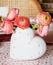 Load image into Gallery viewer, Juliska Berry and Thread 6" Heart Vase - Whitewash