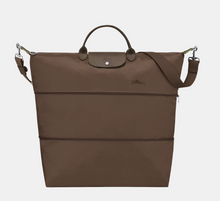 Load image into Gallery viewer, Le Pliage Green/Recycled Canvas Travel Bag Expandable in terra brown