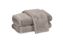 Load image into Gallery viewer, Matouk Bath Towels - Milagro