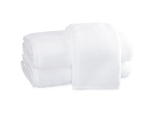 Load image into Gallery viewer, Matouk Bath Towels - Milagro