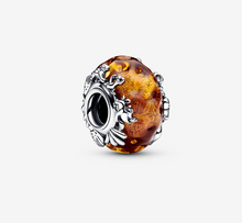 Load image into Gallery viewer, PANDORA Disney The Lion King Murano Glass Charm