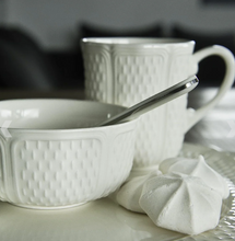 Load image into Gallery viewer, Pont Aux Choux Sauce Boat - White - FINAL SALE