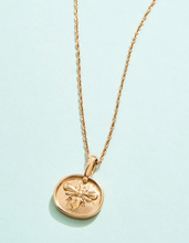 Load image into Gallery viewer, Spartina 449 SP Mason Bee Necklace 17" Bee