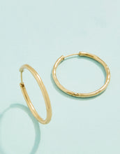 Load image into Gallery viewer, Spartina 449 SP Moonglade Hoop Earrings 30mm Gold