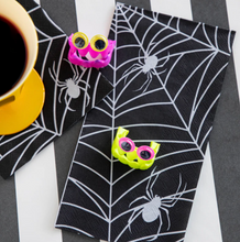 Load image into Gallery viewer, Hester & Cook Spider web Paper Napkins