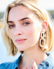 Load image into Gallery viewer, Spartina 449 Straw Link Earrings