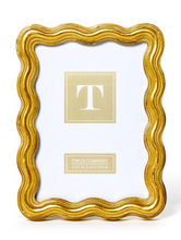 Load image into Gallery viewer, 5x7 Triple Wave gold Photo Frame