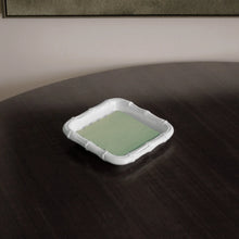 Load image into Gallery viewer, VIDA Bamboo Beverage Napkin Holder - White