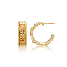 Load image into Gallery viewer, Capucine de Wulf Berry Vine Small Hoop Earrings - Gold