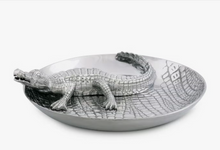 Load image into Gallery viewer, Arthur Court Alligator Chip and Dip