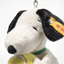 Load image into Gallery viewer, close up showing ear tag