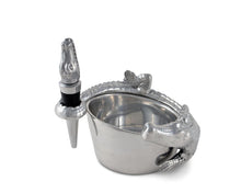 Load image into Gallery viewer, Arthur Court Alligator Wine Coaster and Stopper Set