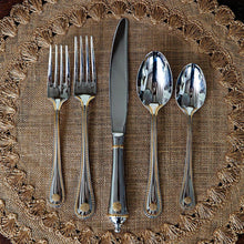 Load image into Gallery viewer, Juliska Berry and Thread 5pc Flatware Setting with Gold Accents - Polished