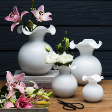 Load image into Gallery viewer, Vietri Hibiscus Glass White Small Fluted Vase