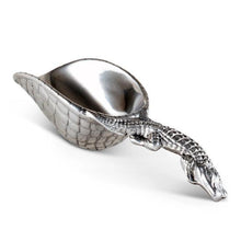 Load image into Gallery viewer, Arthur Court Alligator Ice Scoop