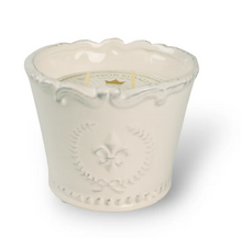 Load image into Gallery viewer, Bourbon Royalty 10oz Marquis Candle
