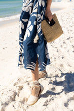 Load image into Gallery viewer, close up of hem on the  Cora Caftan
