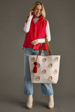 Load image into Gallery viewer, Classic Relaxed Fit Vest

