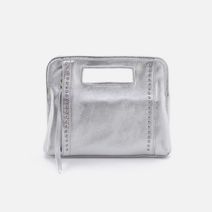 HOBO Ace Clutch in Pebbled Leather - Argento