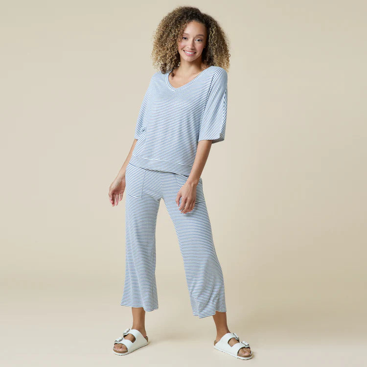 Dream Relaxed V-Neck with Capri Lounge Set - Indigo White