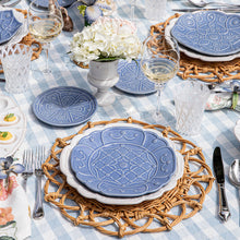 Load image into Gallery viewer, Juliska Jardins Du Monde Dessert/Salad Plate blue used in place settings 
