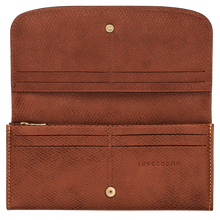 Load image into Gallery viewer, open Longchamp Épure Long Continental Leather Wallet in the color Brown with cad pockets and inside zipper and gold hardware 
