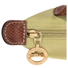 Load image into Gallery viewer, Longchamp Le Pliage Original Pouch w/ Handle - Pistachio showing longchamp logo zipper pull
