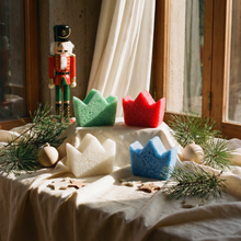 Load image into Gallery viewer, Spongelle Nutcracker Holiday Buffer
