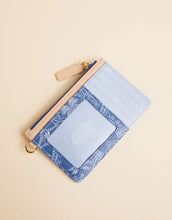 Load image into Gallery viewer, Spartina 449 Slimcard Coinpurse Ogeechee Palm Medallion showing card slots  
