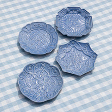 Load image into Gallery viewer, four Juliska Jardins Du Monde Dessert/Salad Plates in a blue and white table cloth 
