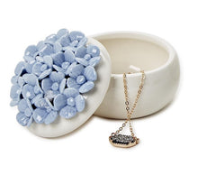Load image into Gallery viewer, Blue Hydrangea Trinket Jewelry Box
