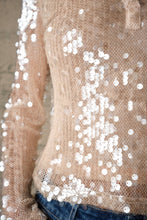 Load image into Gallery viewer, close up on the sequins  
