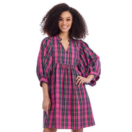 Short pink and green dress and 3/4 sleeves 