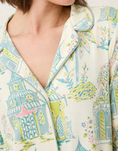 Load image into Gallery viewer, close up of neckline and button up front 
