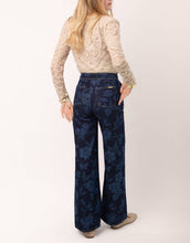 Load image into Gallery viewer, Spartina 449 Cadence Denim Trouser Japonica Floral Denim photographed from the back to show pockets 
