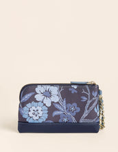 Load image into Gallery viewer, Spartina 449 Sinclair Wristlet Japonica Floral Navy
