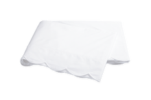 Load image into Gallery viewer, Matouk Butterfield flat sheet with scalloped border and embroider accents in white

