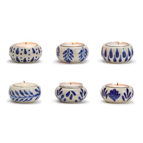 Six Chinoiserie Candleholders with various designed in blue and white