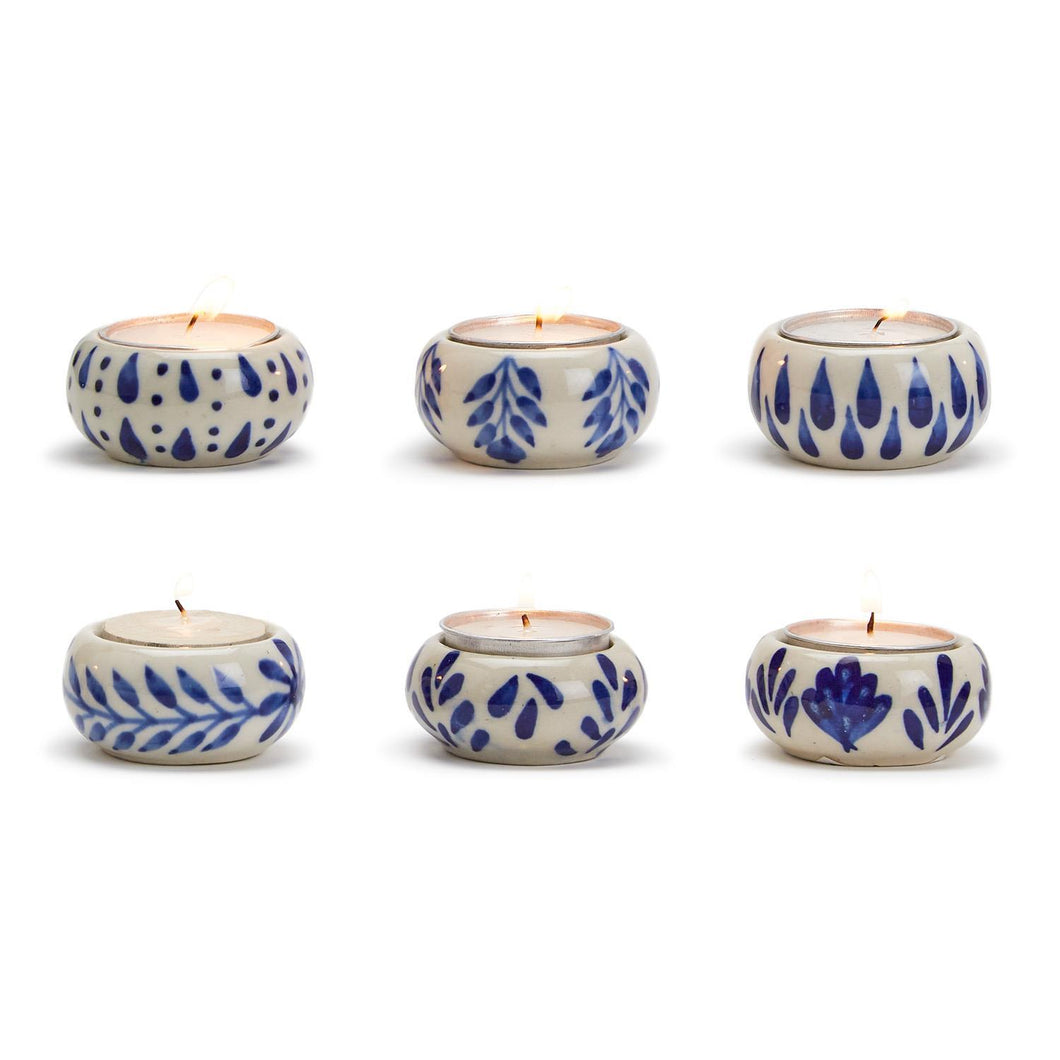 Six Chinoiserie Candleholders with various designed in blue and white