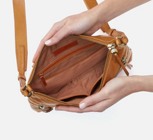 Load image into Gallery viewer, HOBO Billie Crossbody Natural
