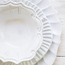 Load image into Gallery viewer, Vietri Incanto Salad Plate - White
